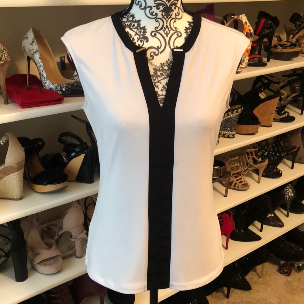 Like new black/white Calvin Klein blouse